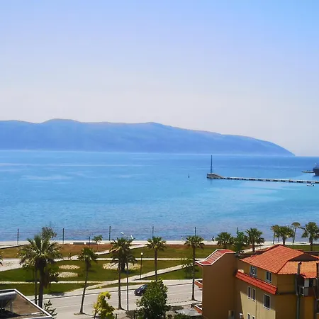 Lungo Mare Sea View Apartamento