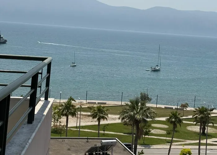Lungo Mare Sea View 公寓 Vlorë
